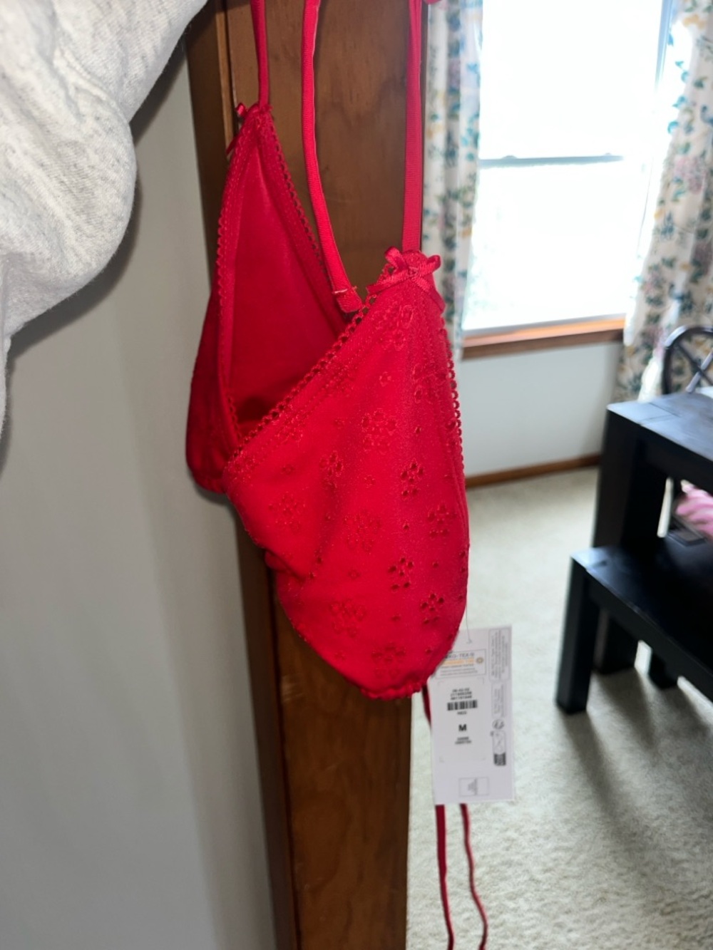 Primark Red Embroidered Triangle Top - Picture 6 of 6